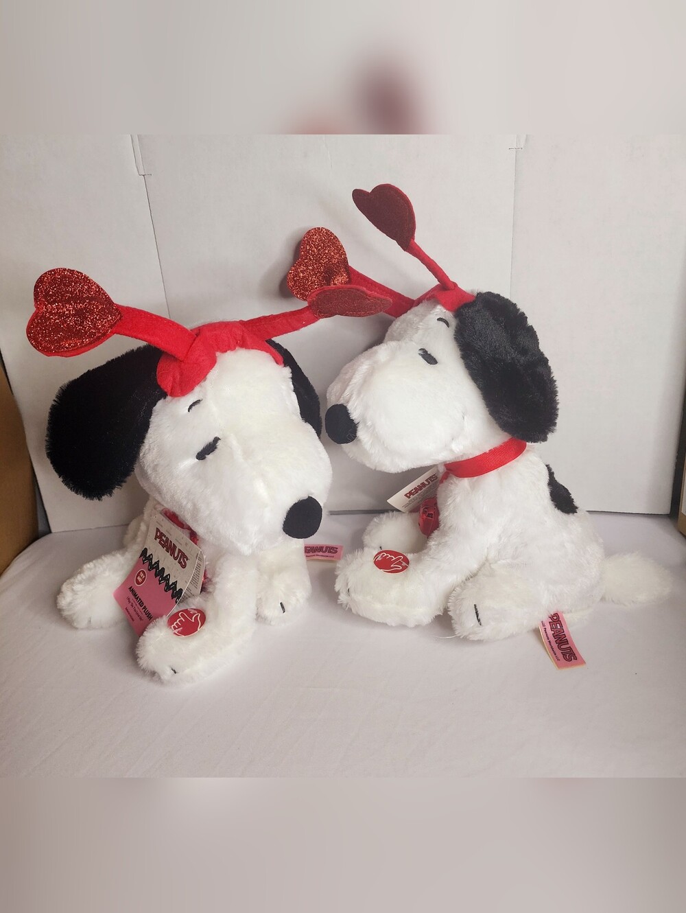 Pair of Peanuts Snoopy Animated Valentine’s Day Plush Toys Play 'Do You Love Me'